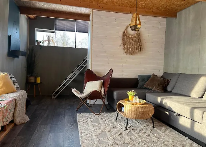 Holiday home With Seaview